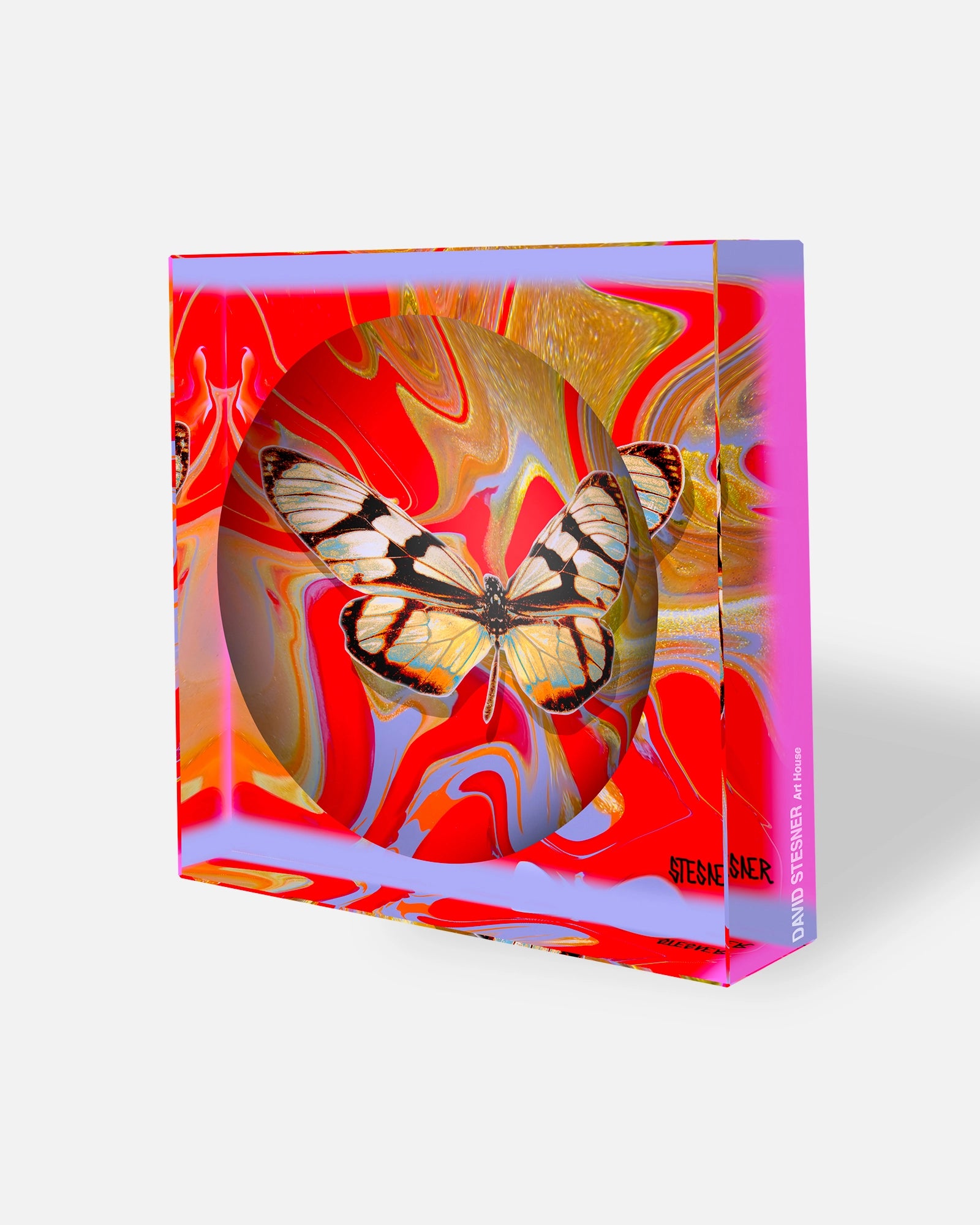 Scarlet Marble Flight