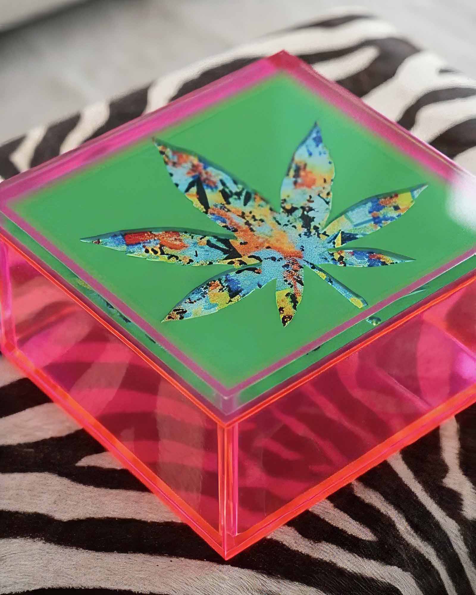 High Rollers Leaf Keepsake Box